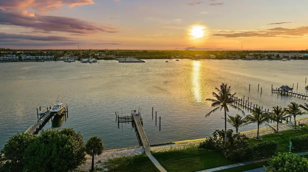 613 S Beach Road Jupiter FL 33469