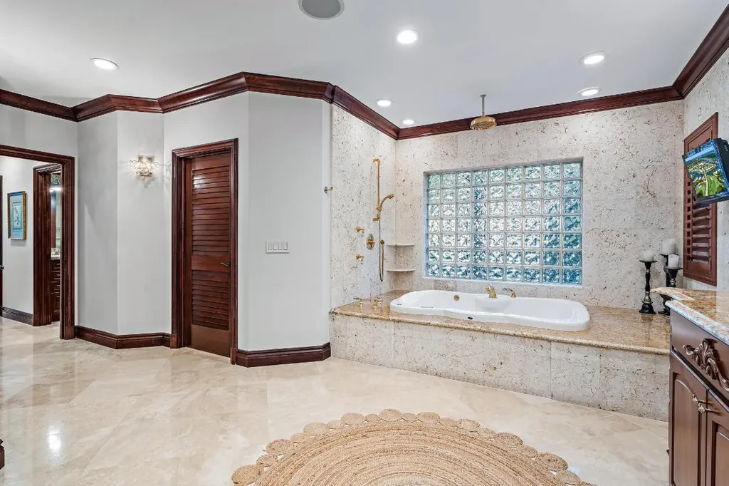 613 S Beach Road Jupiter FL 33469