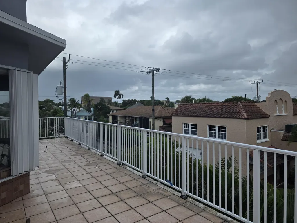 201 S Lakeside Drive Lake Worth Beach FL 33460