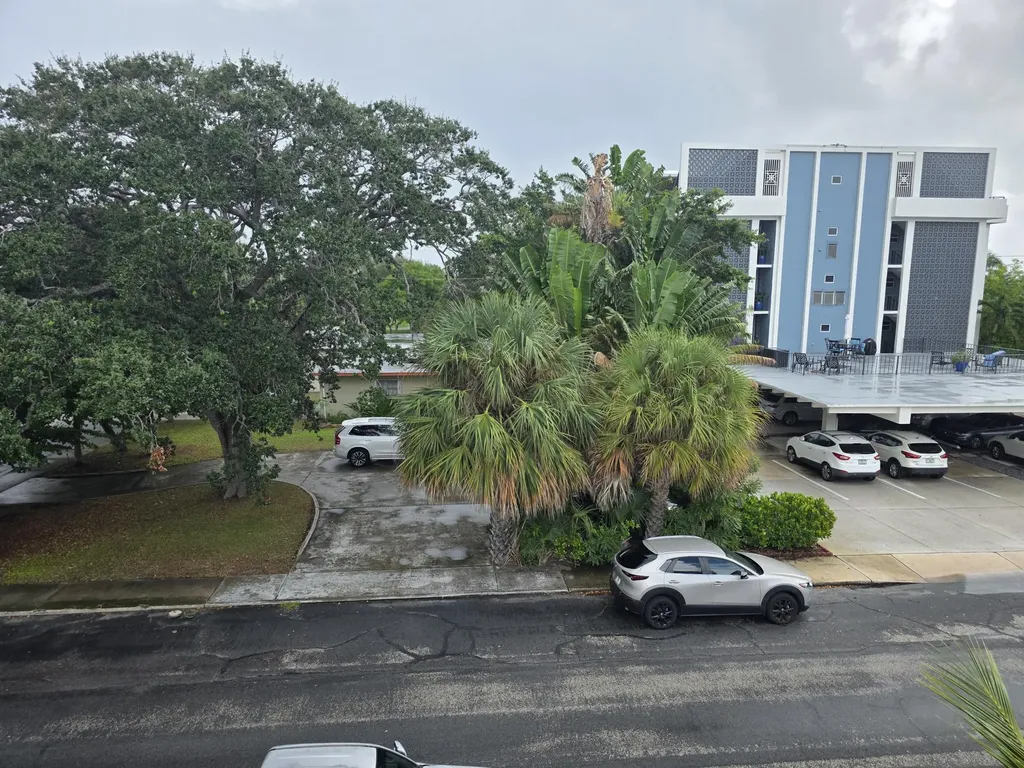 201 S Lakeside Drive Lake Worth Beach FL 33460
