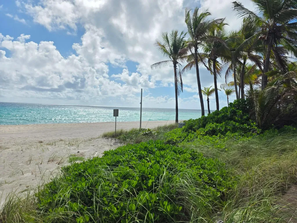 625 Ocean Boulevard Golden Beach FL 33160