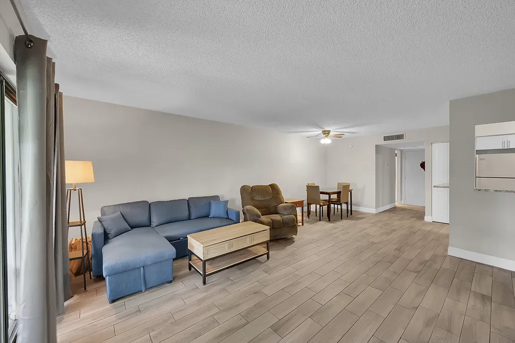 497 Piedmont K Delray Beach FL 33484
