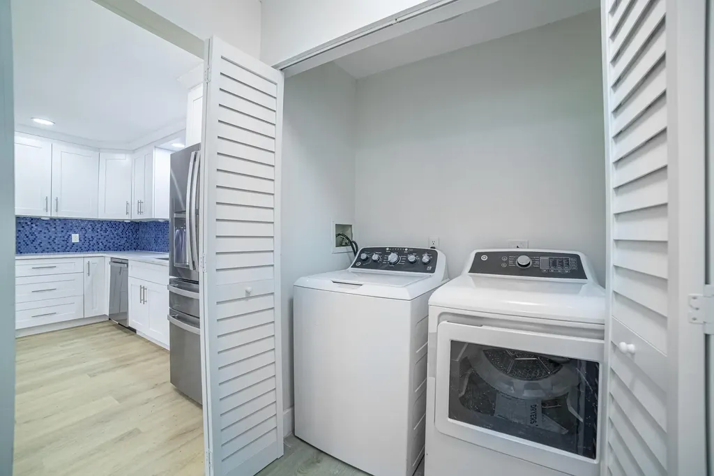 8008 Eastlake Drive Boca Raton FL 33433