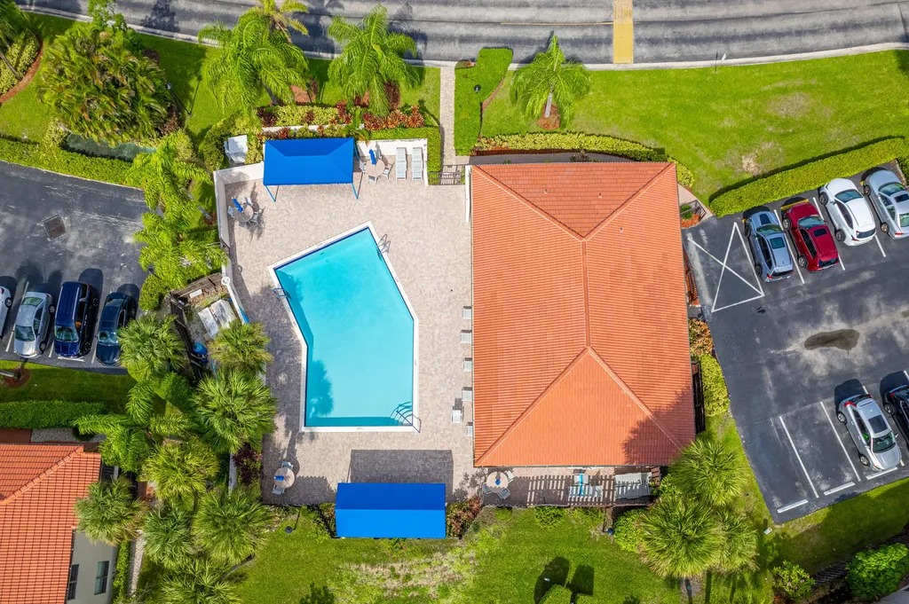 8008 Eastlake Drive Boca Raton FL 33433