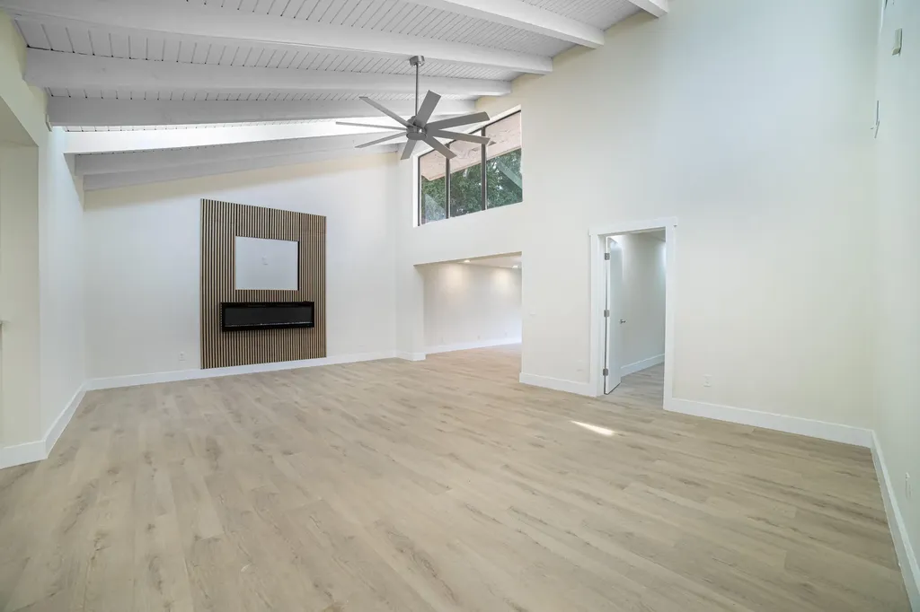 8008 Eastlake Drive Boca Raton FL 33433