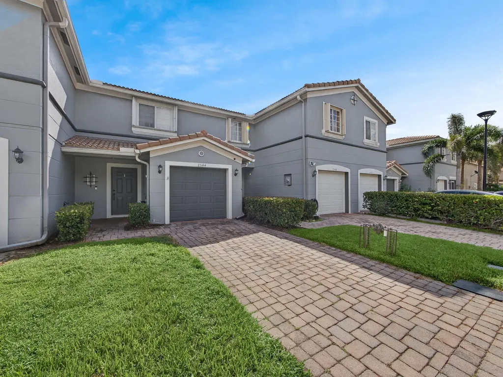 2544 SW Marshfield Court Port St Lucie FL 34953