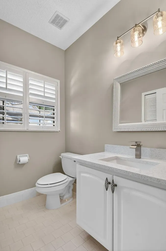 8041 Aberdeen Drive Boynton Beach FL 33472