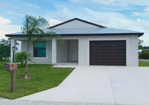 6690 Spanish Lakes Boulevard Fort Pierce FL 34951