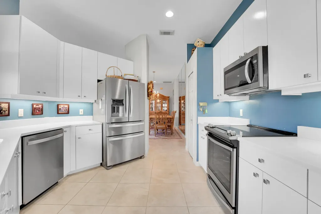 627 SW Saint Thomas Cove Port St Lucie FL 34986