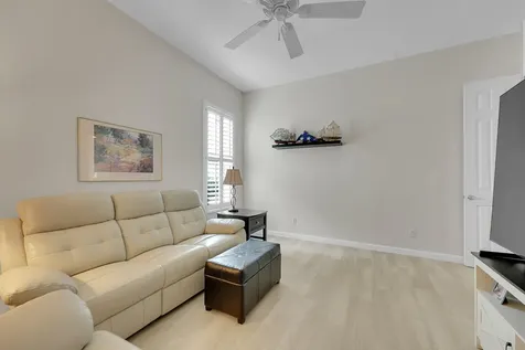 627 SW Saint Thomas Cove Port St Lucie FL 34986