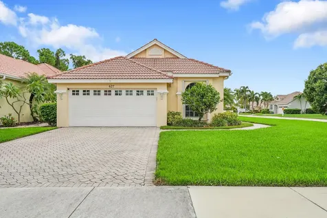 627 SW Saint Thomas Cove Port St Lucie FL 34986