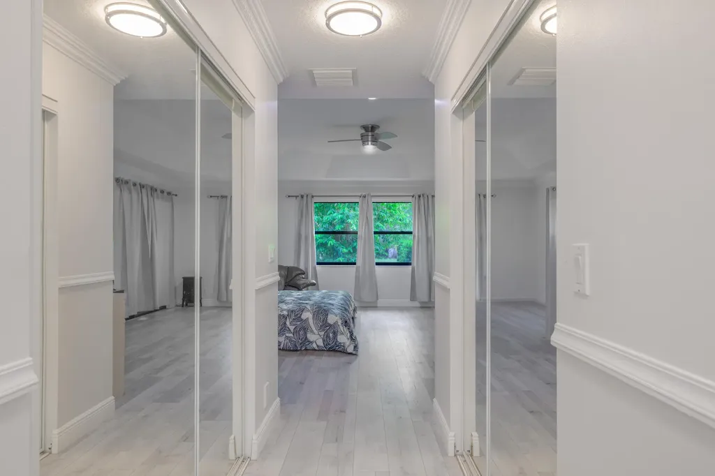 221 Cypress Trace Royal Palm Beach FL 33411