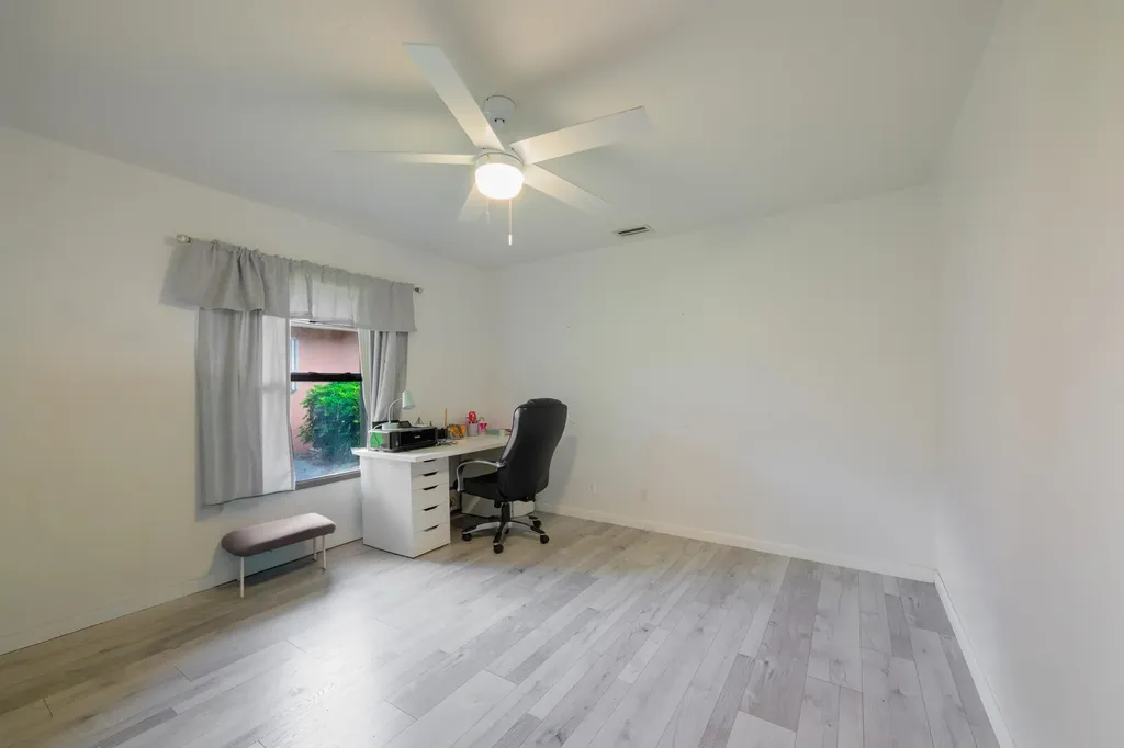 221 Cypress Trace Royal Palm Beach FL 33411