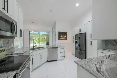 221 Cypress Trace Royal Palm Beach FL 33411