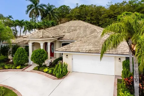 221 Cypress Trace Royal Palm Beach FL 33411