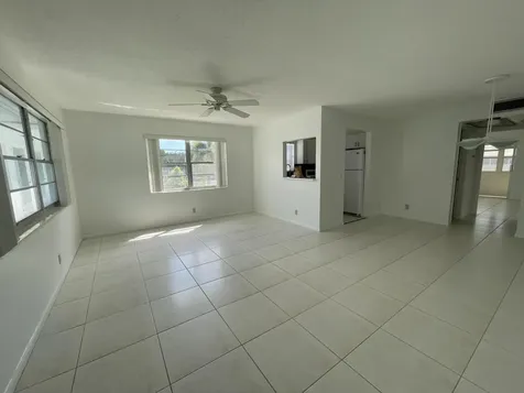 343 Windsor O West Palm Beach FL 33417