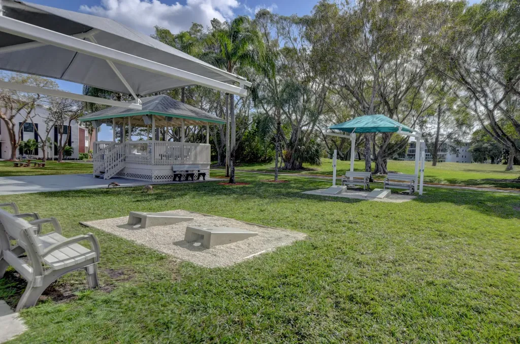 3032 Oakridge D Deerfield Beach FL 33442