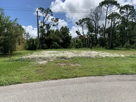 11 San Felipe Fort Pierce FL 34951