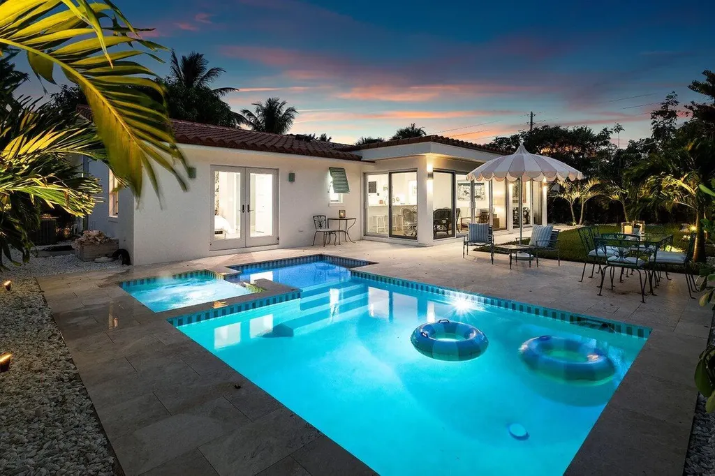 11 Hersey Drive Ocean Ridge FL 33435