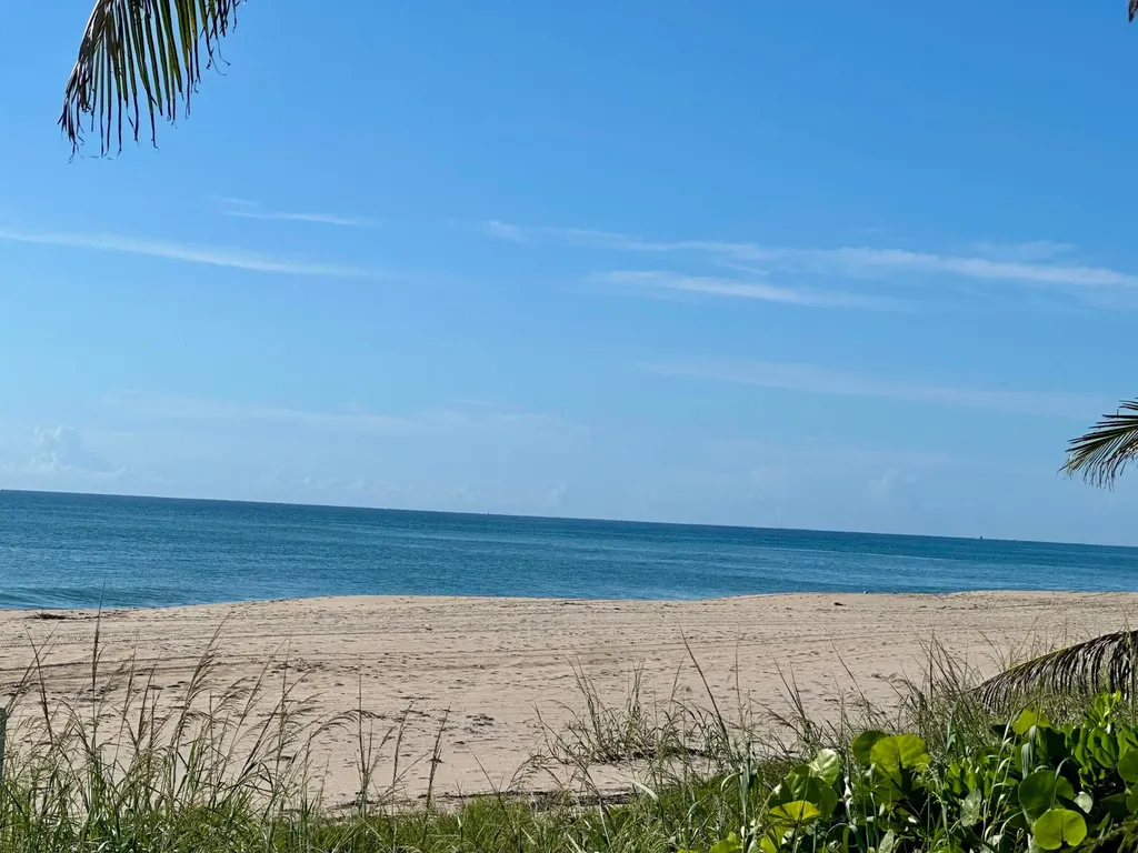 11 Hersey Drive Ocean Ridge FL 33435