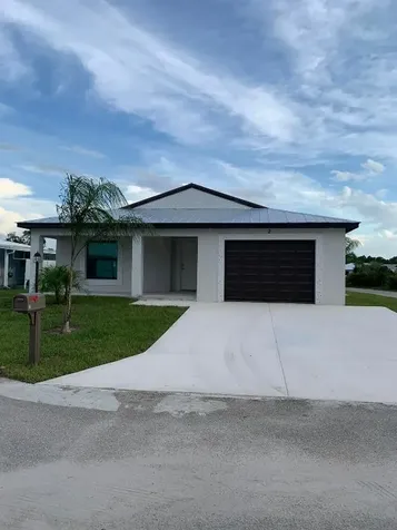 6631 Spanish Lakes Boulevard Fort Pierce FL 34951