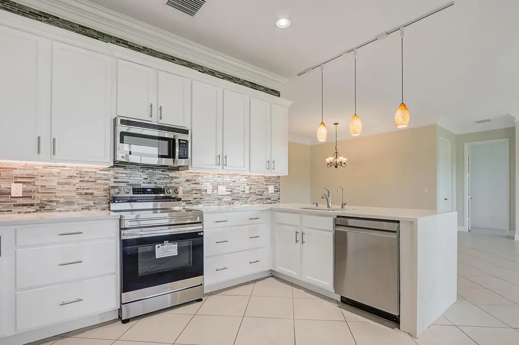10007 SW Ambrose Way Port St Lucie FL 34986