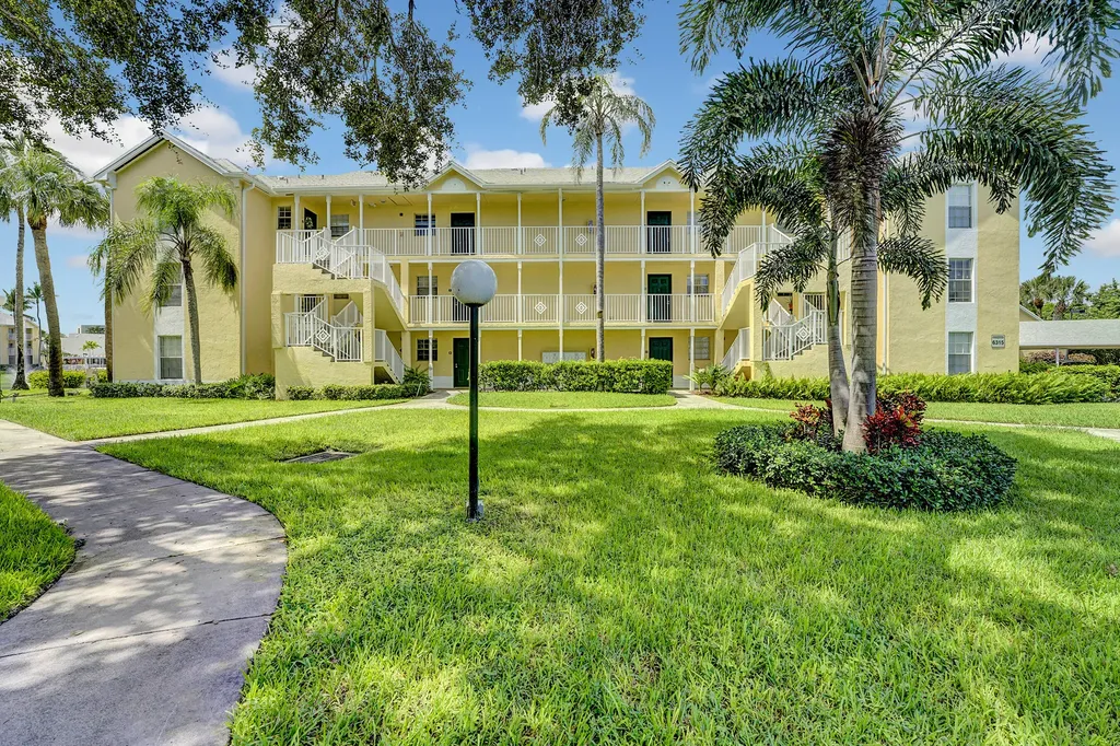 6315 La Costa Drive Boca Raton FL 33433
