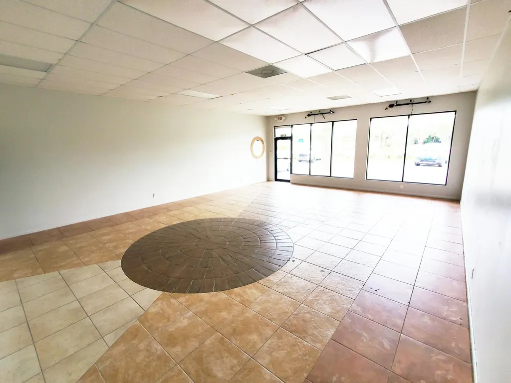 6386 SE Federal Highway Stuart FL 34997