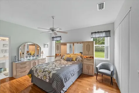 860 NW Sorrento Lane Port St Lucie FL 34986