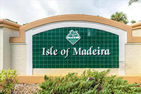860 NW Sorrento Lane Port St Lucie FL 34986
