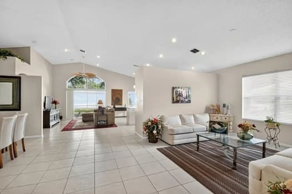 10299 Utopia Circle W Boynton Beach FL 33437
