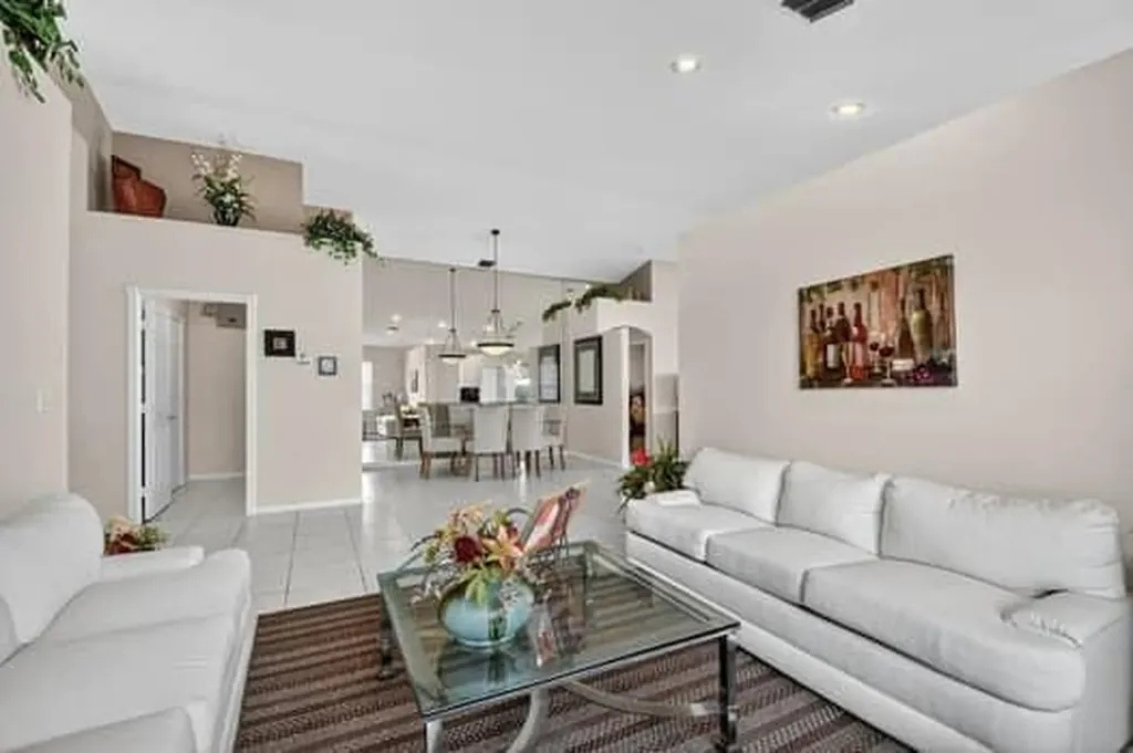 10299 Utopia Circle W Boynton Beach FL 33437