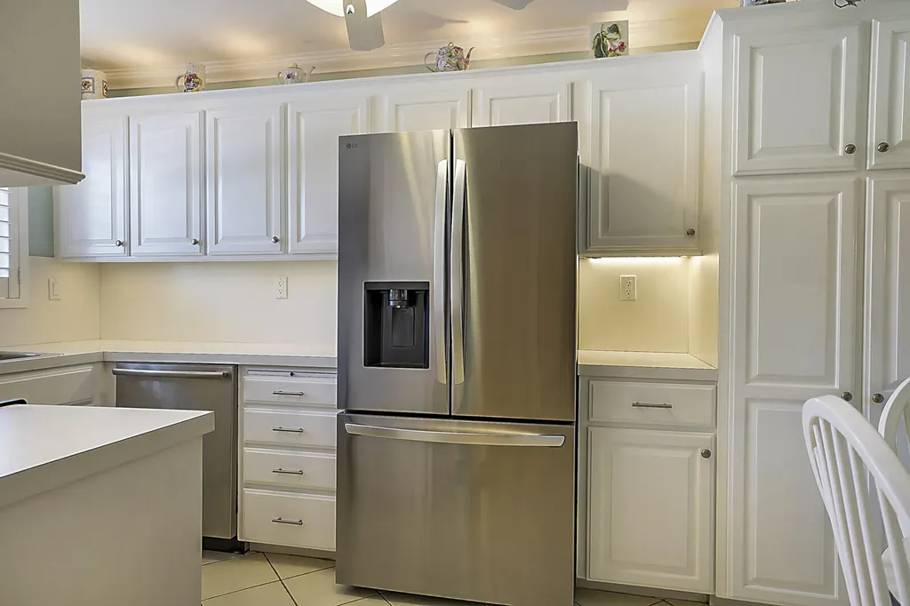 700 NE Harbour Terrace Boca Raton FL 33431