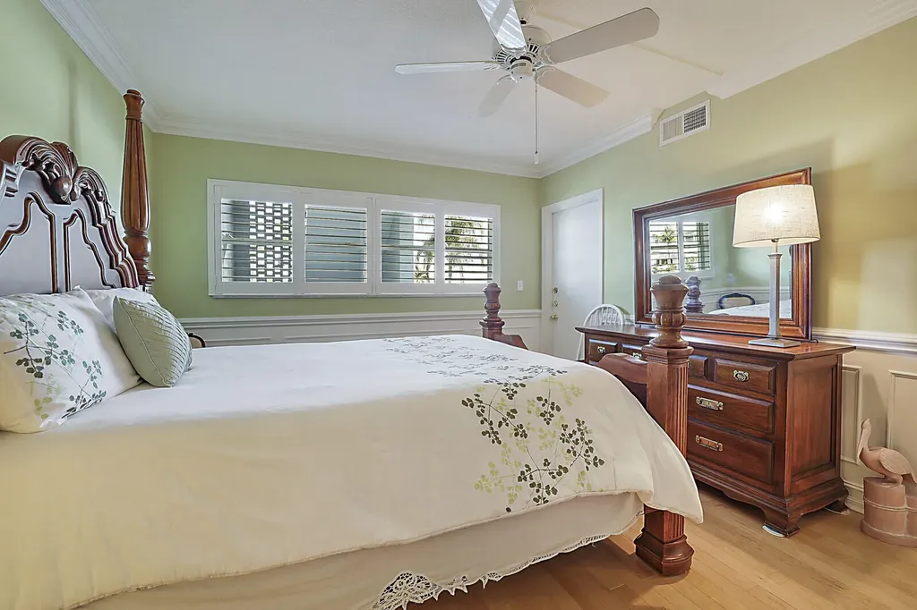 700 NE Harbour Terrace Boca Raton FL 33431