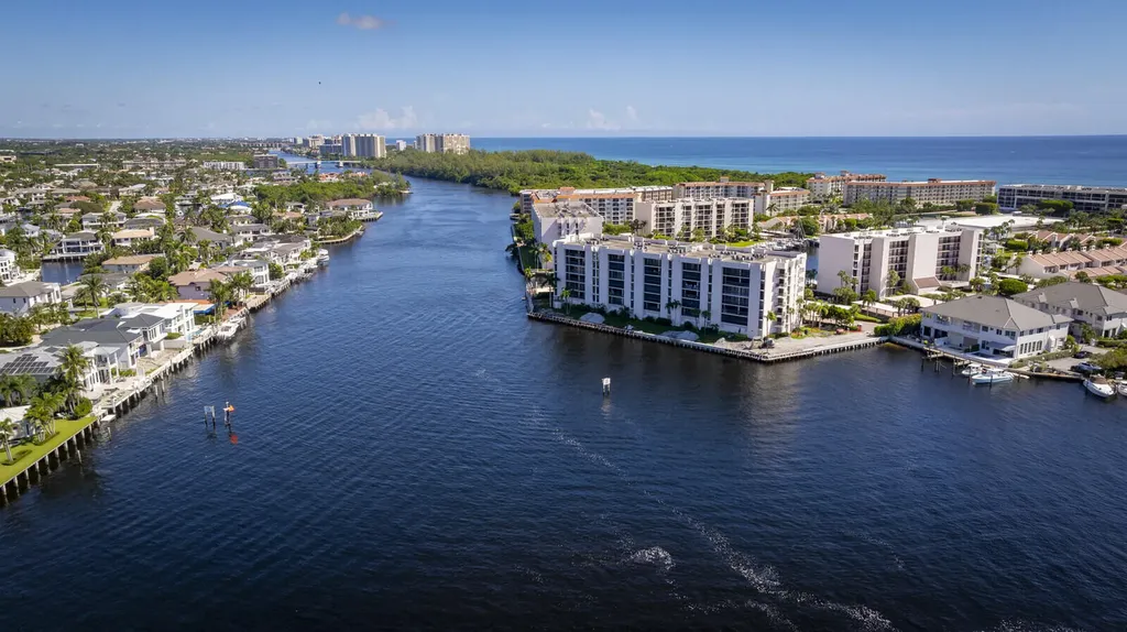 700 NE Harbour Terrace Boca Raton FL 33431