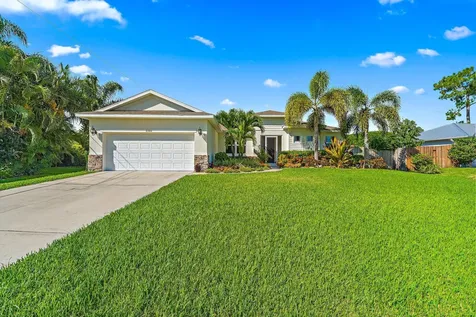2386 SW Madrid Road Port St Lucie FL 34953