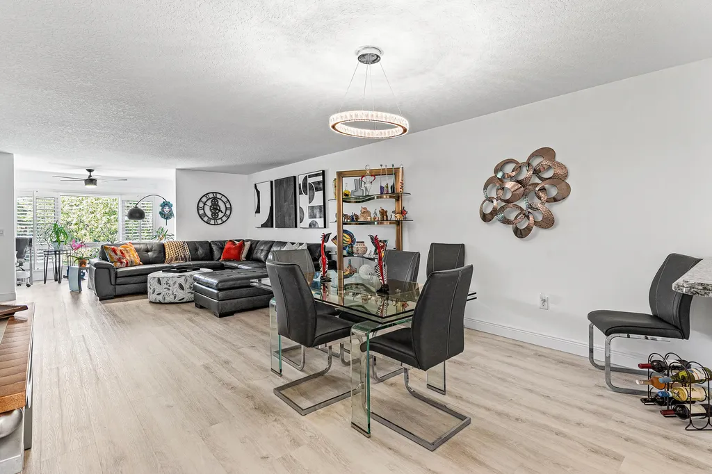 5874 Crystal Shores Drive Boynton Beach FL 33437