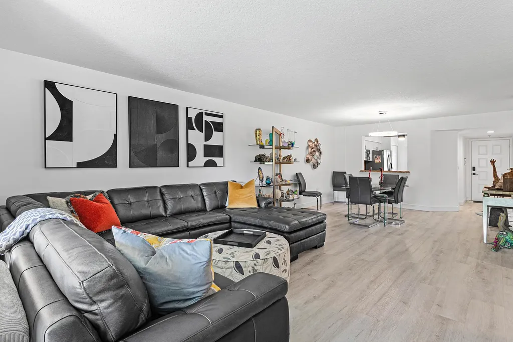 5874 Crystal Shores Drive Boynton Beach FL 33437