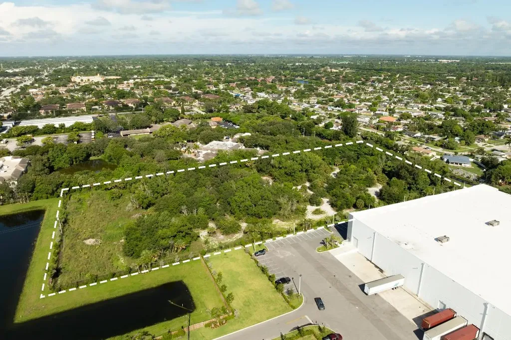 0 Dalinda Lane Palm Springs FL 33406