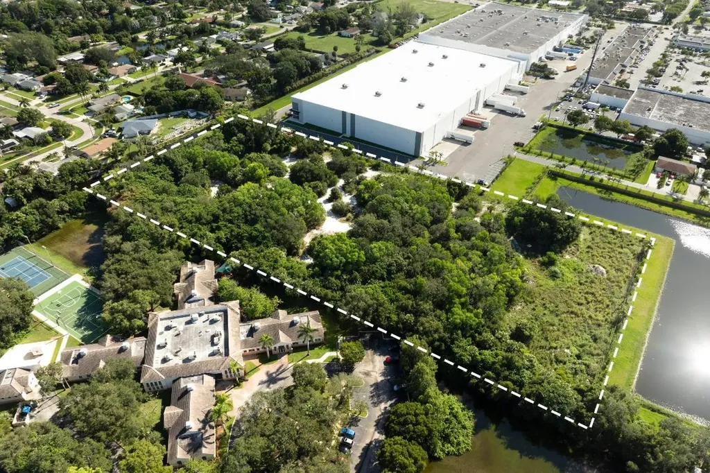 0 Dalinda Lane Palm Springs FL 33406