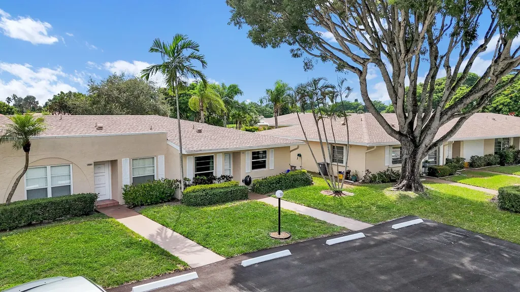 8844 Belle Aire Drive Boca Raton FL 33433