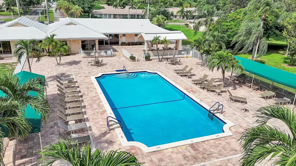 8844 Belle Aire Drive Boca Raton FL 33433