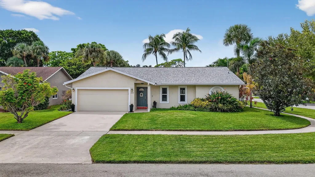21570 Kapok Circle Boca Raton FL 33433