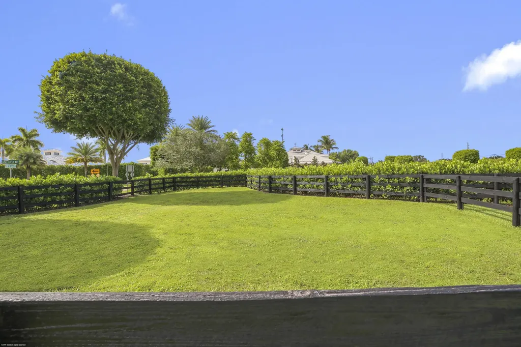 3899 Shutterfly Way Wellington FL 33414