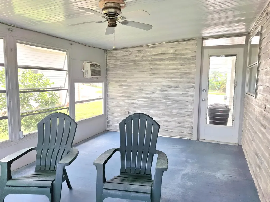 8483 Schefflera Court Port St Lucie FL 34952
