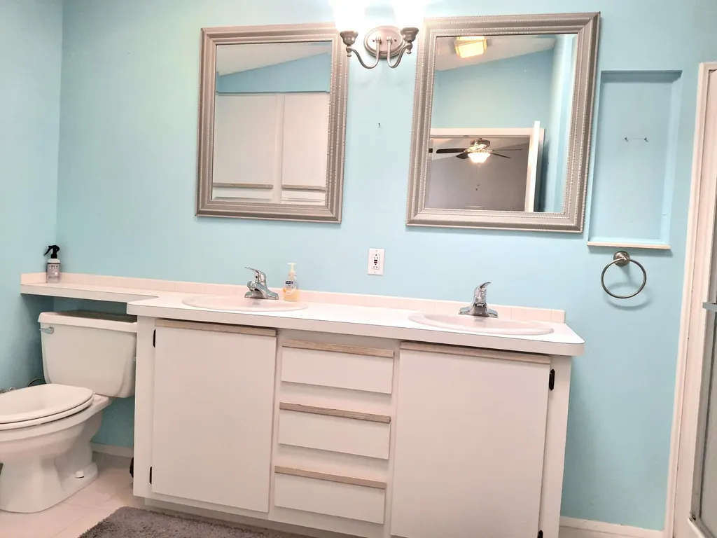 8483 Schefflera Court Port St Lucie FL 34952