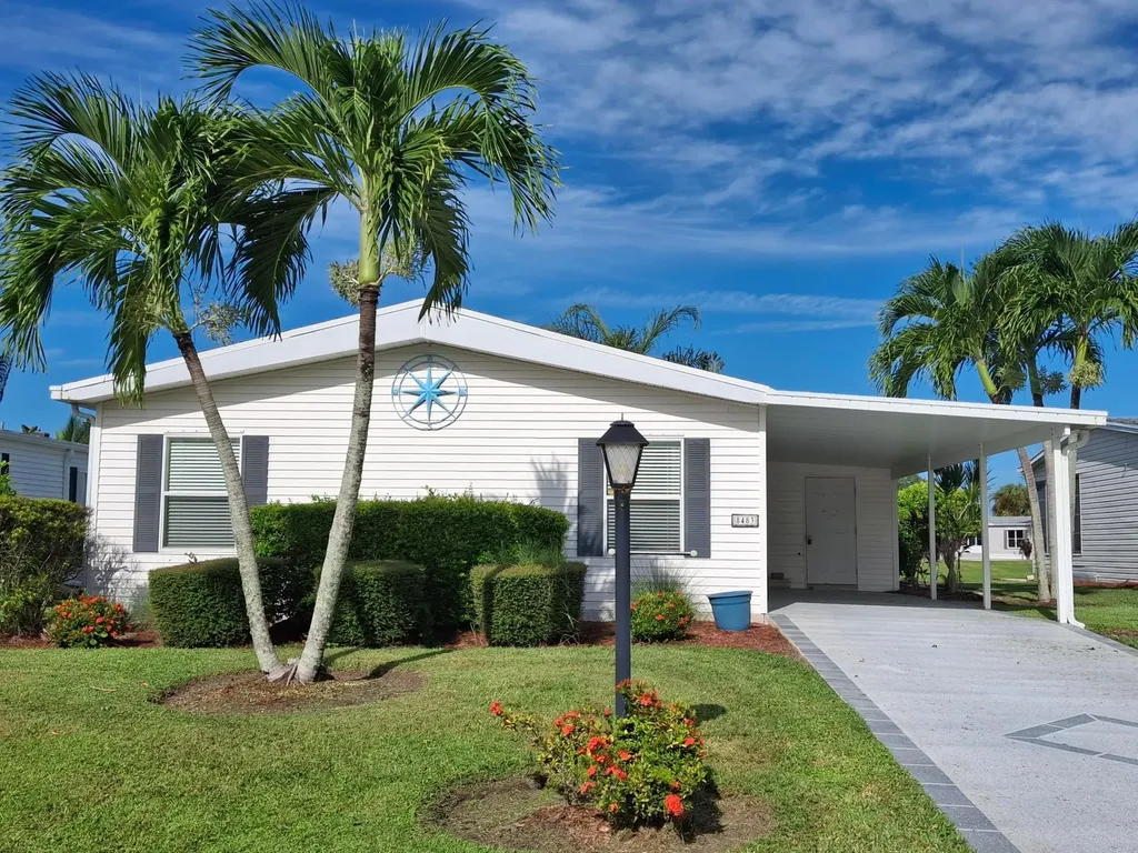 8483 Schefflera Court Port St Lucie FL 34952