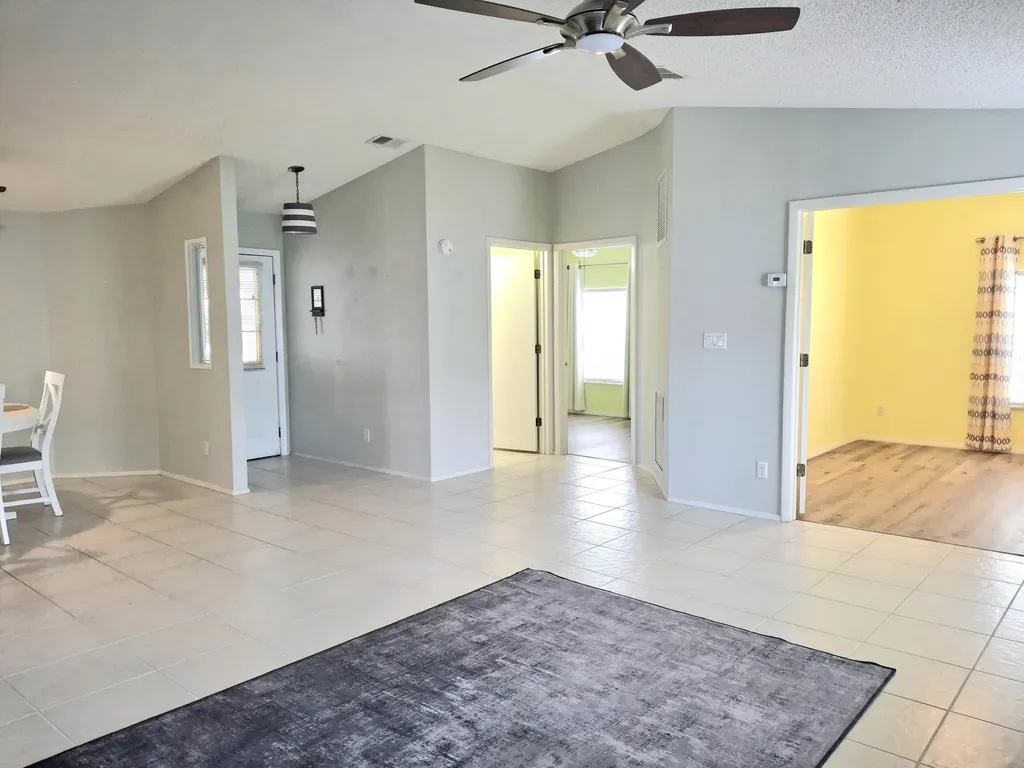 8483 Schefflera Court Port St Lucie FL 34952