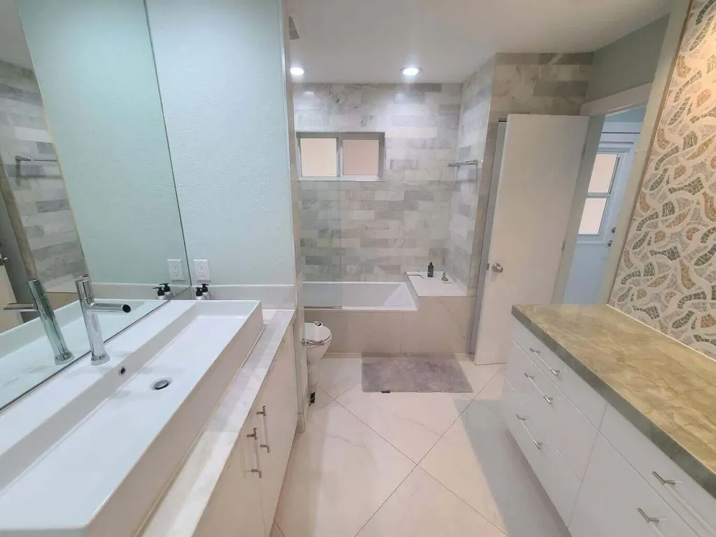 3851 N Ocean Boulevard Gulf Stream FL 33483