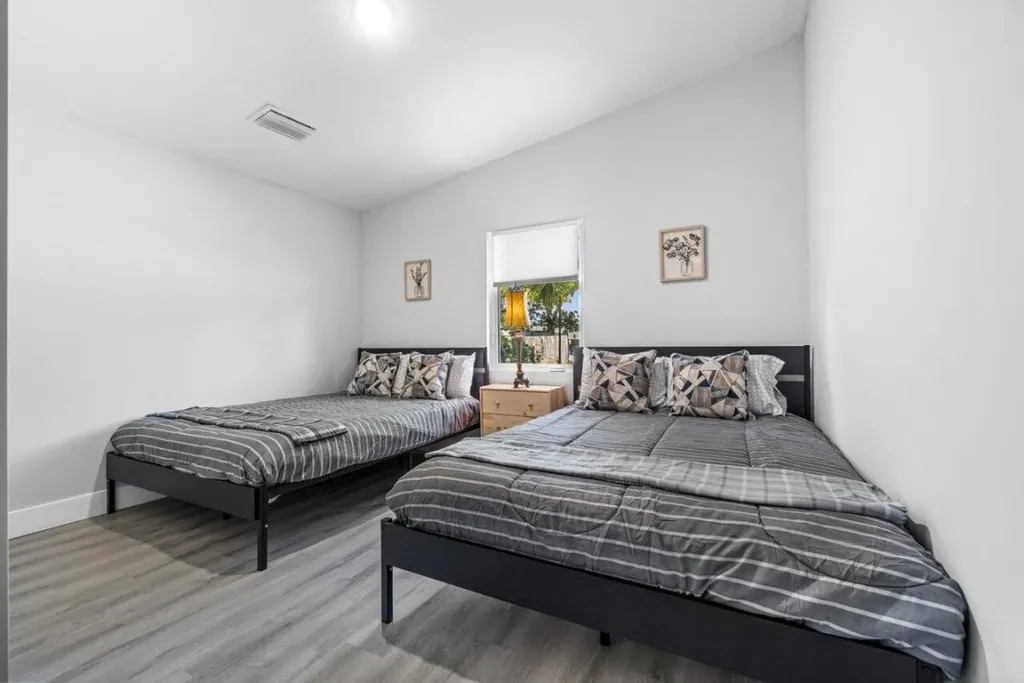 408 SW 4th Street Delray Beach FL 33444